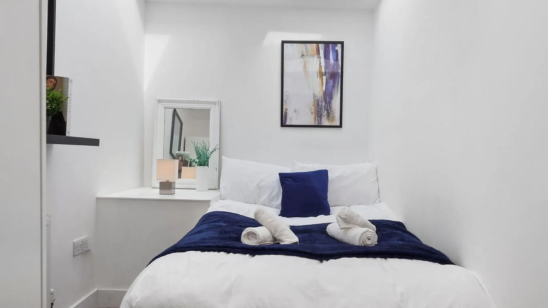Premium 3 Bedroom Apartment 5 Minutes To Central London Enjoy Cashback For All September Stays 0*,  Reino Unido